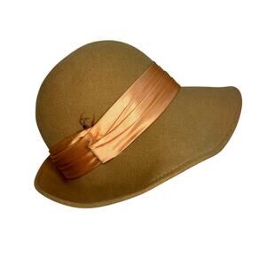 Vintage Doeskin Wool Felt Cloche Hat Camel Orange Ribbon Made USA